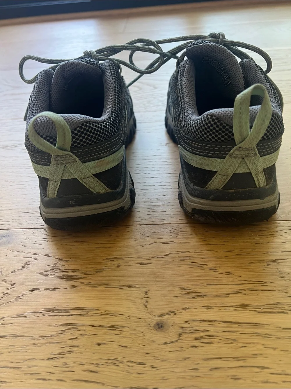 Keen Women's Grey and Light Blue Lace-Up Hiking Shoes